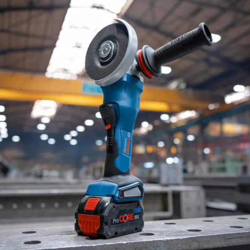 KIT BOSCH ORIGINAL: QUEDAN 6 UNIDADES - TALADRO INALÁMBRICO + AMOLADORA DE ALTO IMPACTO + 26 ACCESORIOS + 2 BATERIAS - PROMOCION BLACK FRIDAY